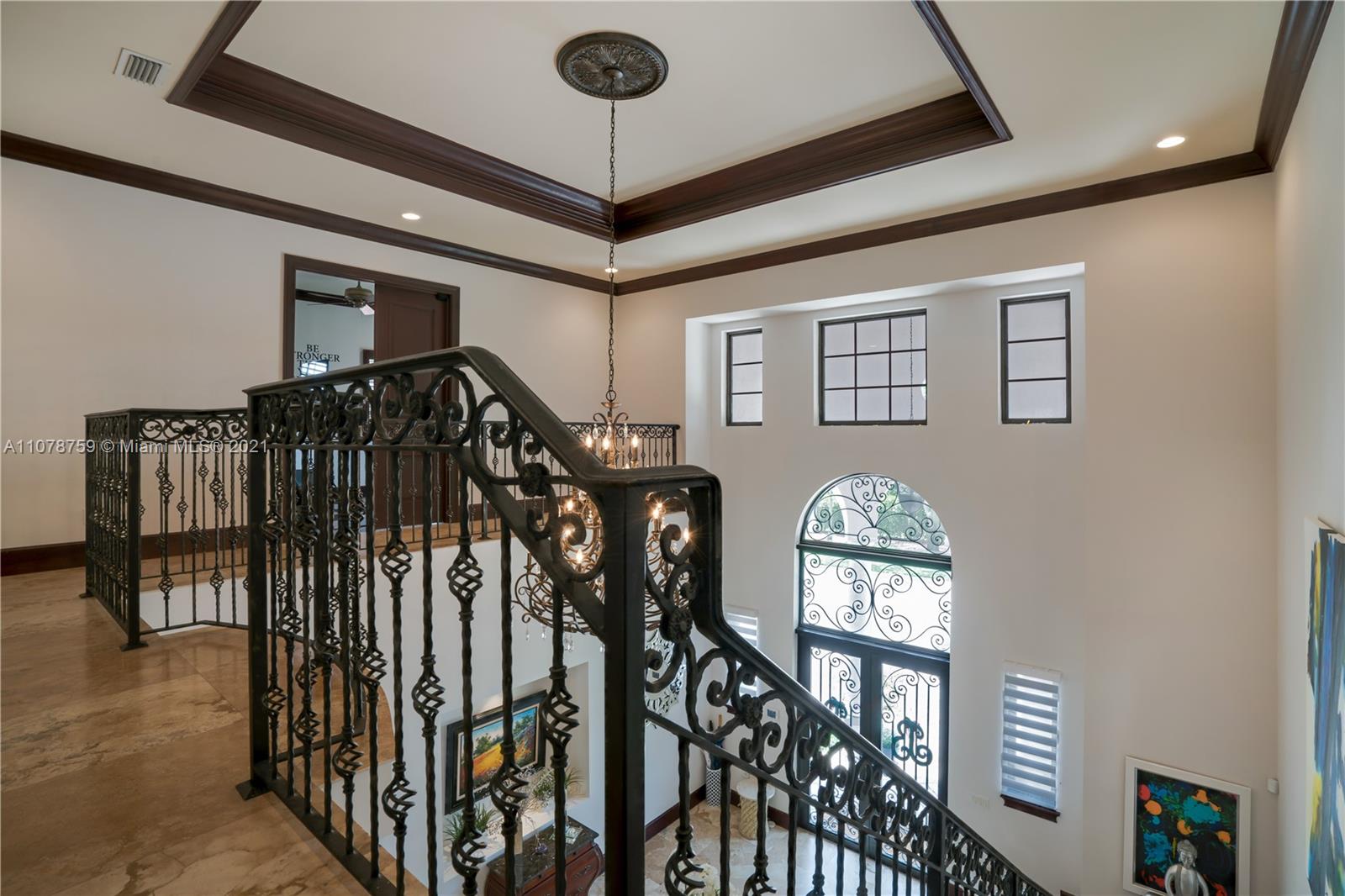 HOLIDAY ESTS - Residential