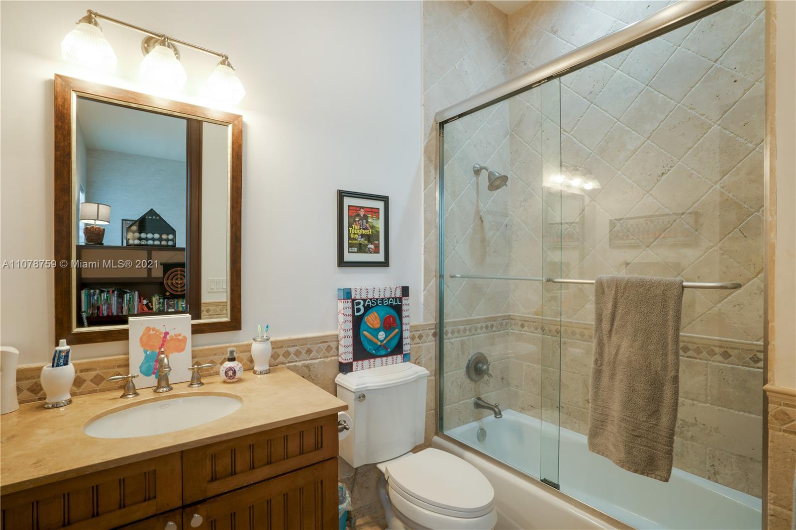 HOLIDAY ESTS - Residential