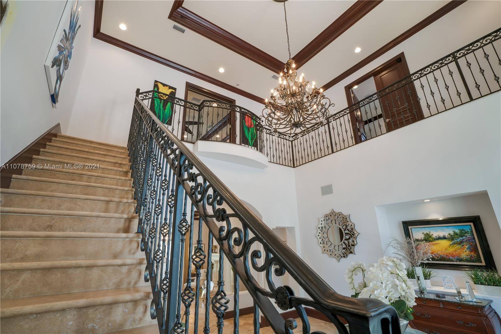 HOLIDAY ESTS - Residential