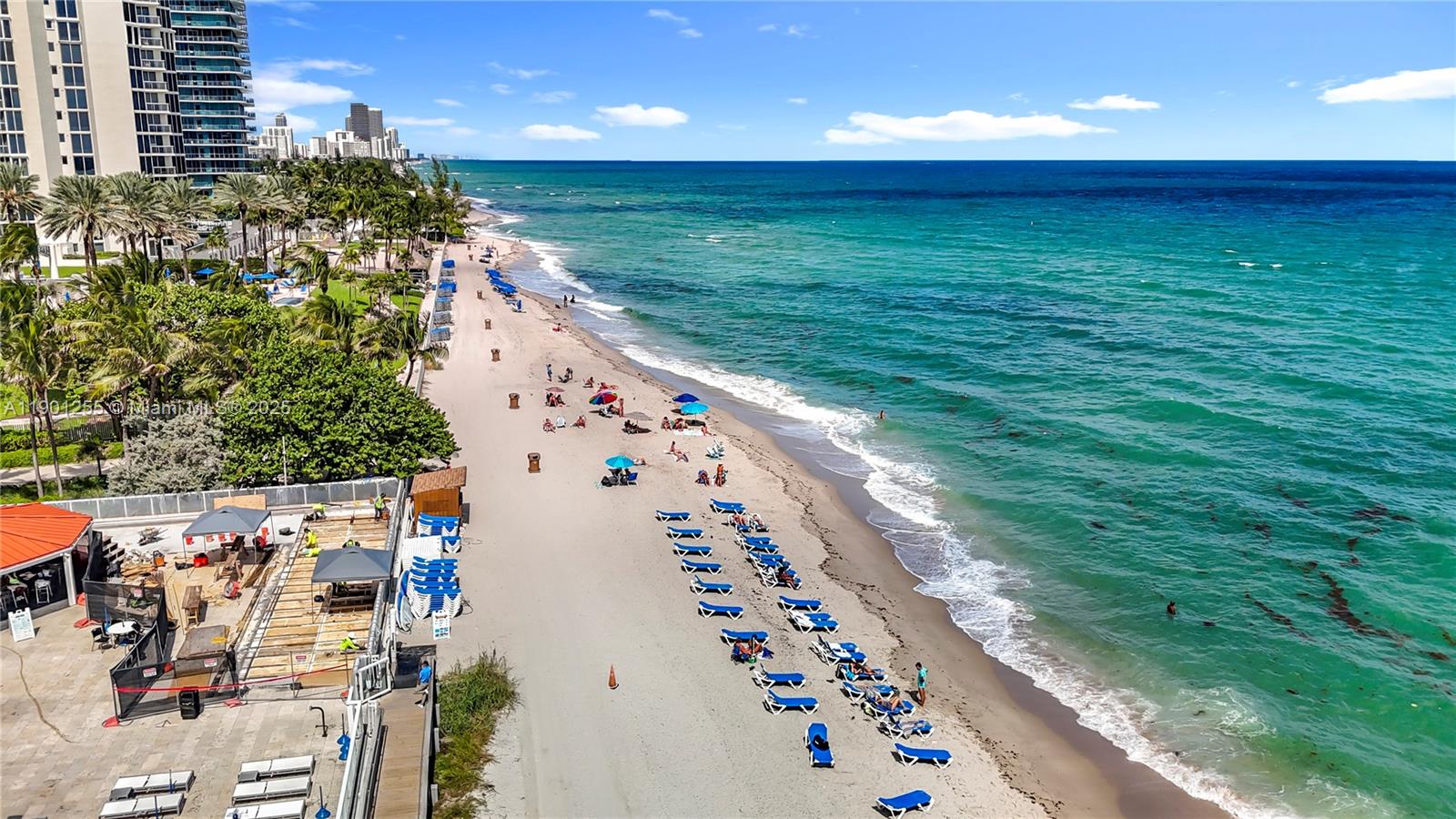 THE AVENTURA BEACH CLUB C - Residential