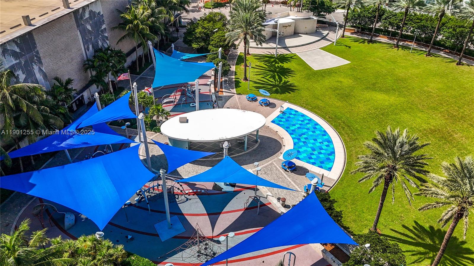 THE AVENTURA BEACH CLUB C - Residential