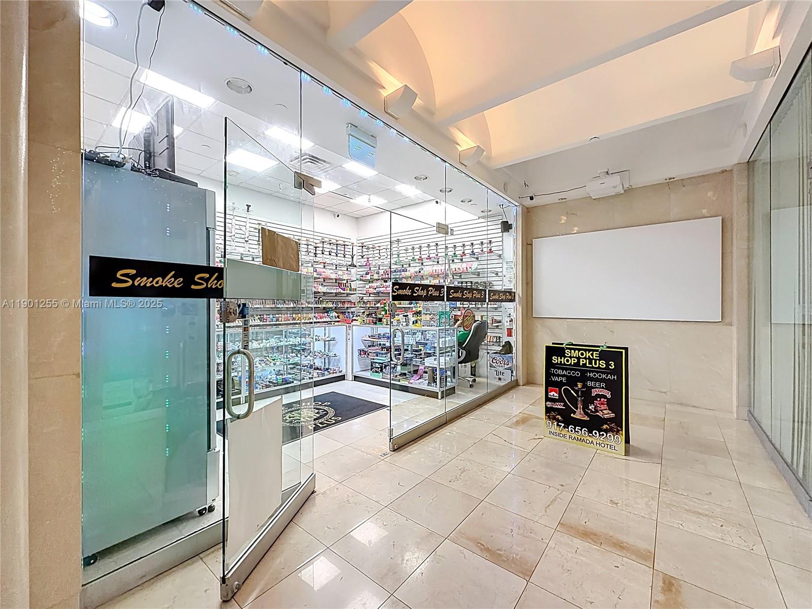 THE AVENTURA BEACH CLUB C - Residential