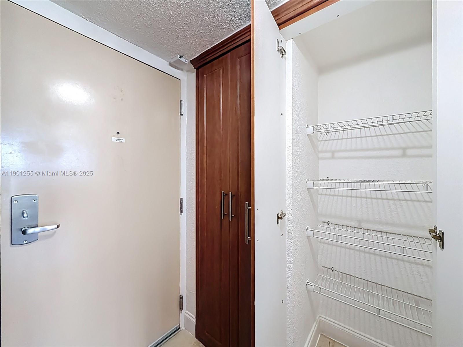 THE AVENTURA BEACH CLUB C - Residential