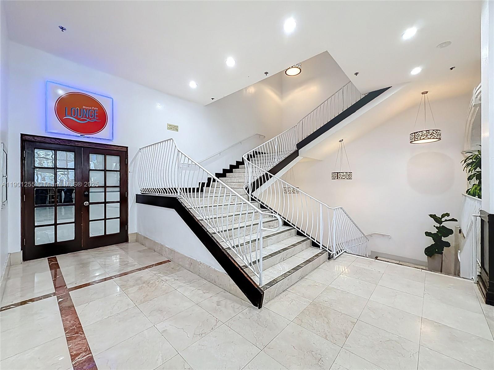 THE AVENTURA BEACH CLUB C - Residential