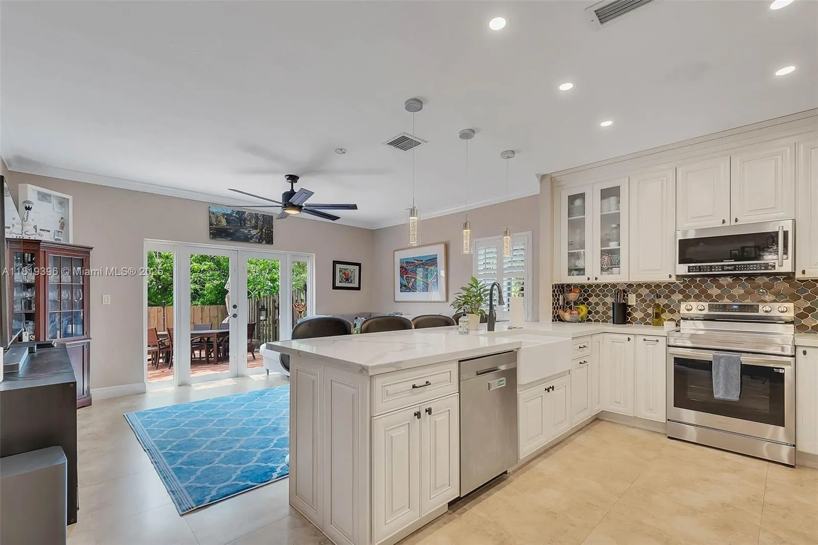 Cutler Bay, Florida 33189, United States, 3 Bedrooms Bedrooms, ,3 BathroomsBathrooms,Residential,Pending,148349