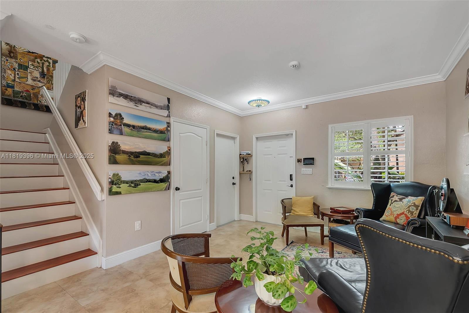 SANTA BARBARA 1ST ADDN - Residential