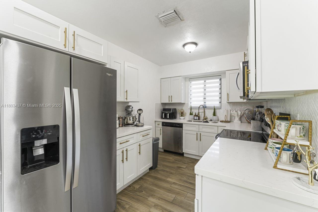 FULFORD BY THE SEA SEC J - Residential