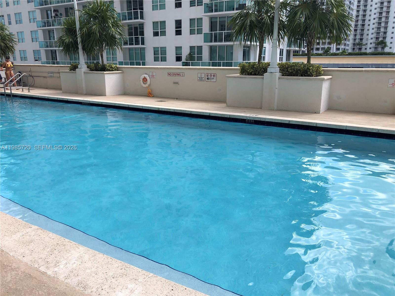 THE CLUB AT BRICKELL BAY - Residential Lease
