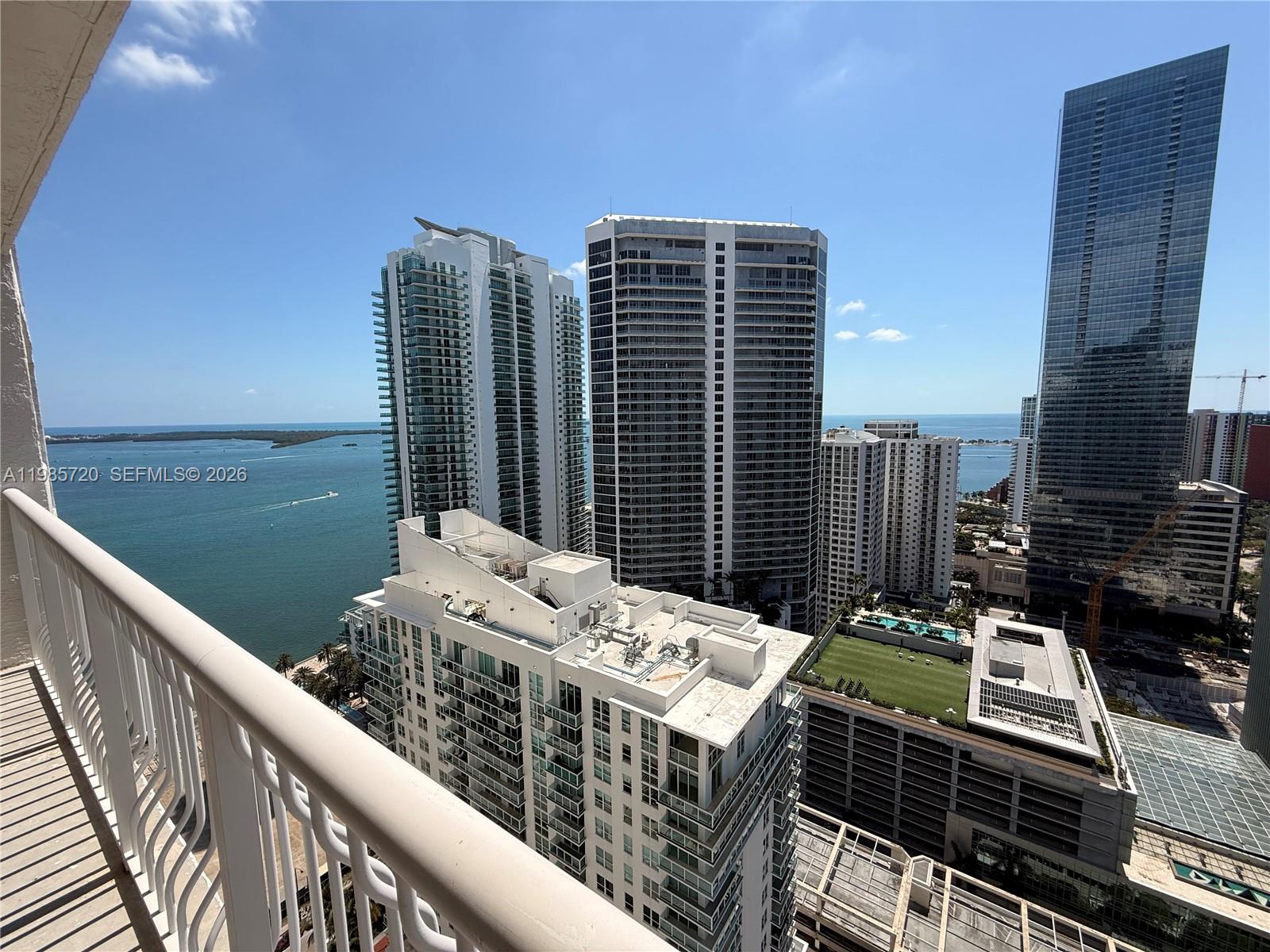 THE CLUB AT BRICKELL BAY - Residential Lease