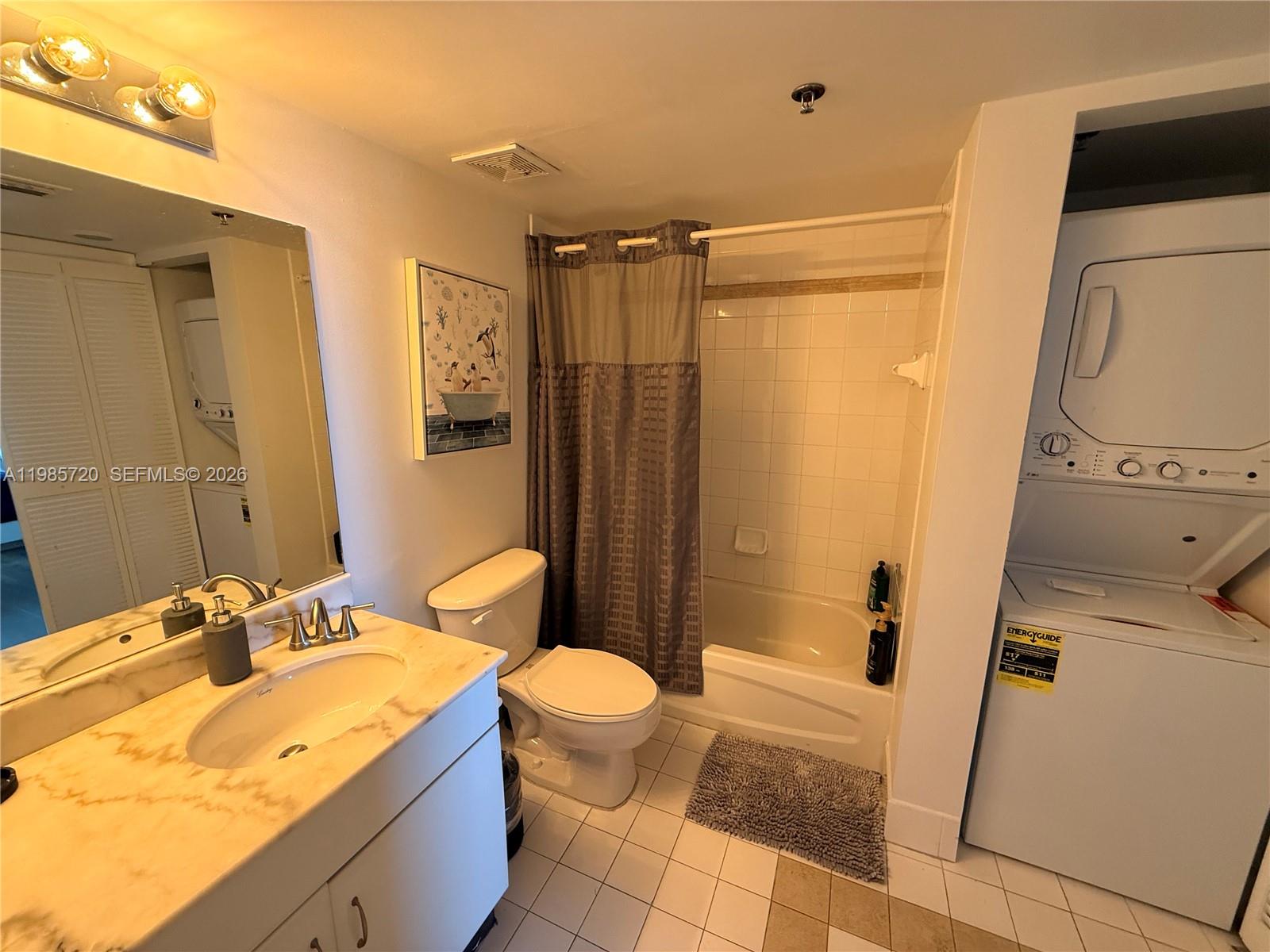 THE CLUB AT BRICKELL BAY - Residential Lease