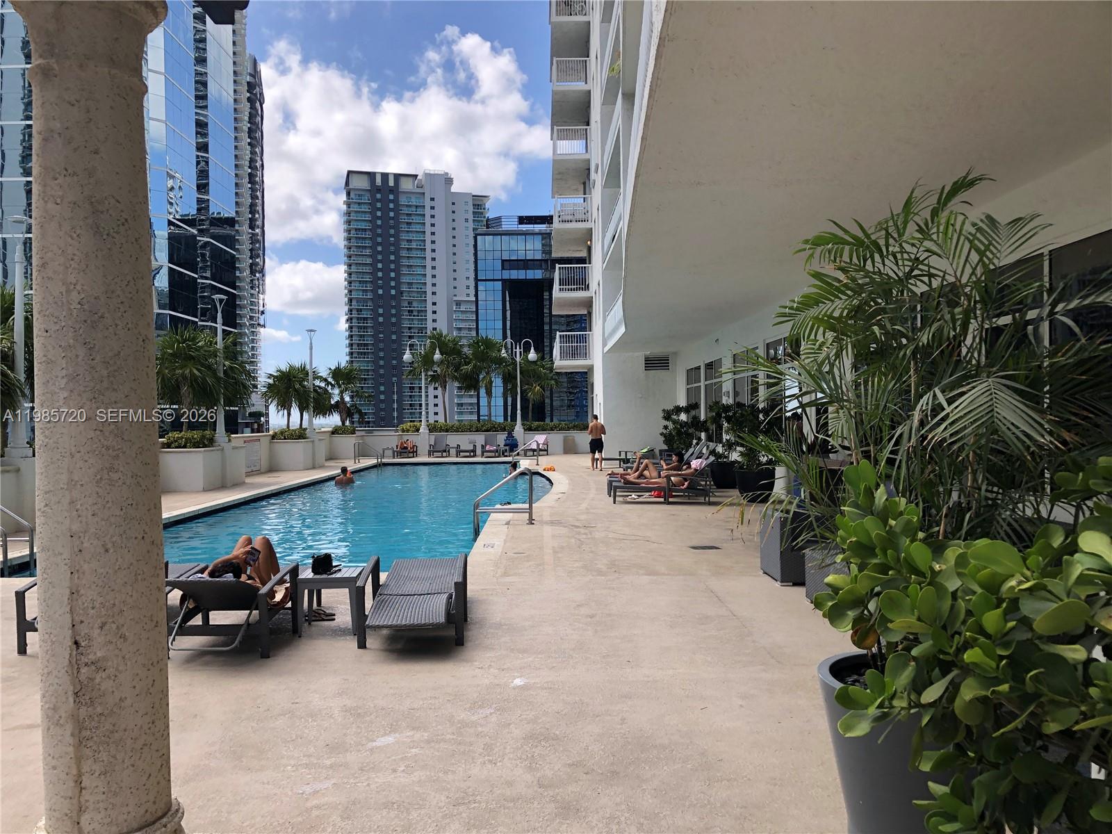 THE CLUB AT BRICKELL BAY - Residential Lease