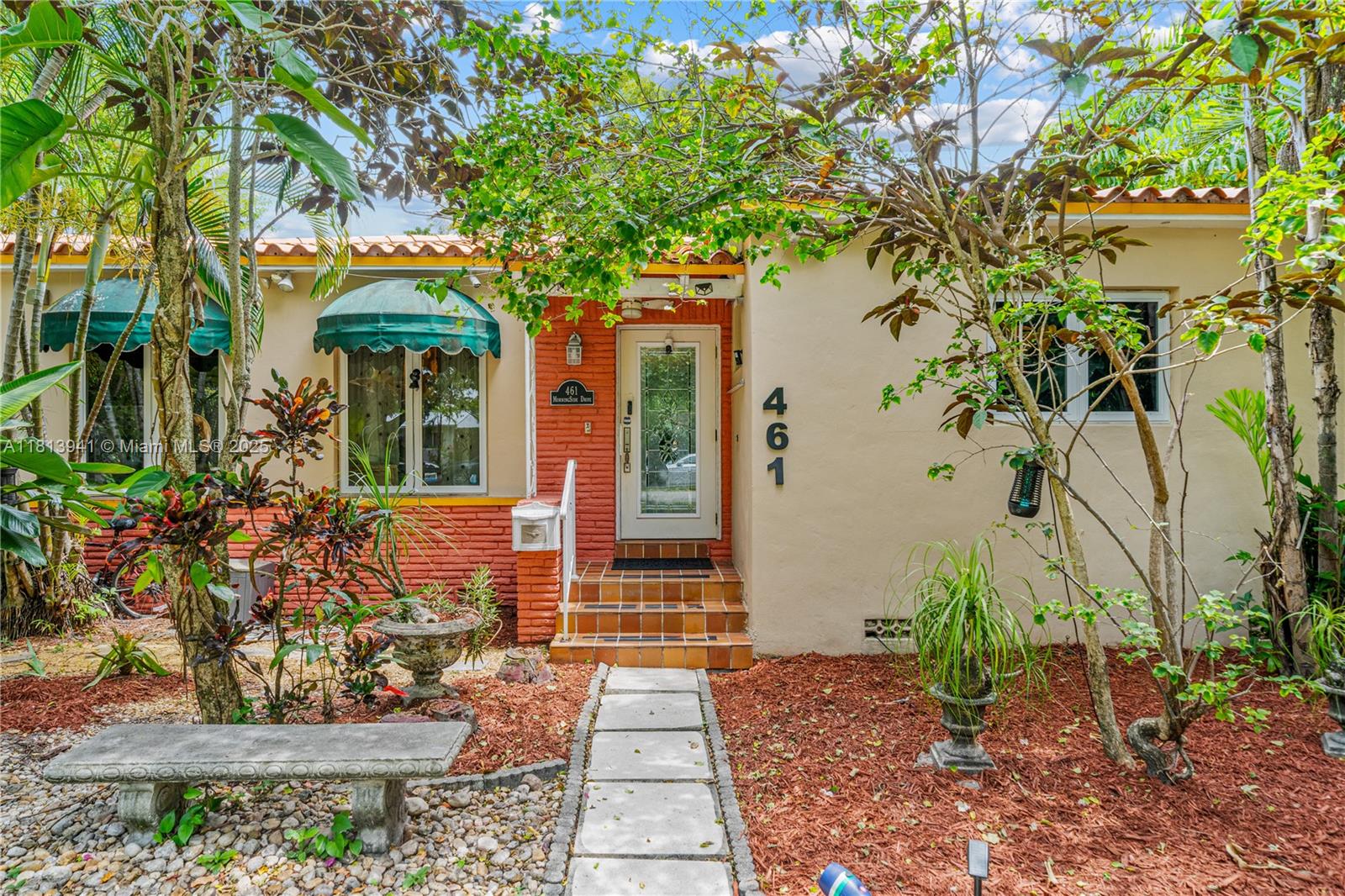 461 Morningside Dr