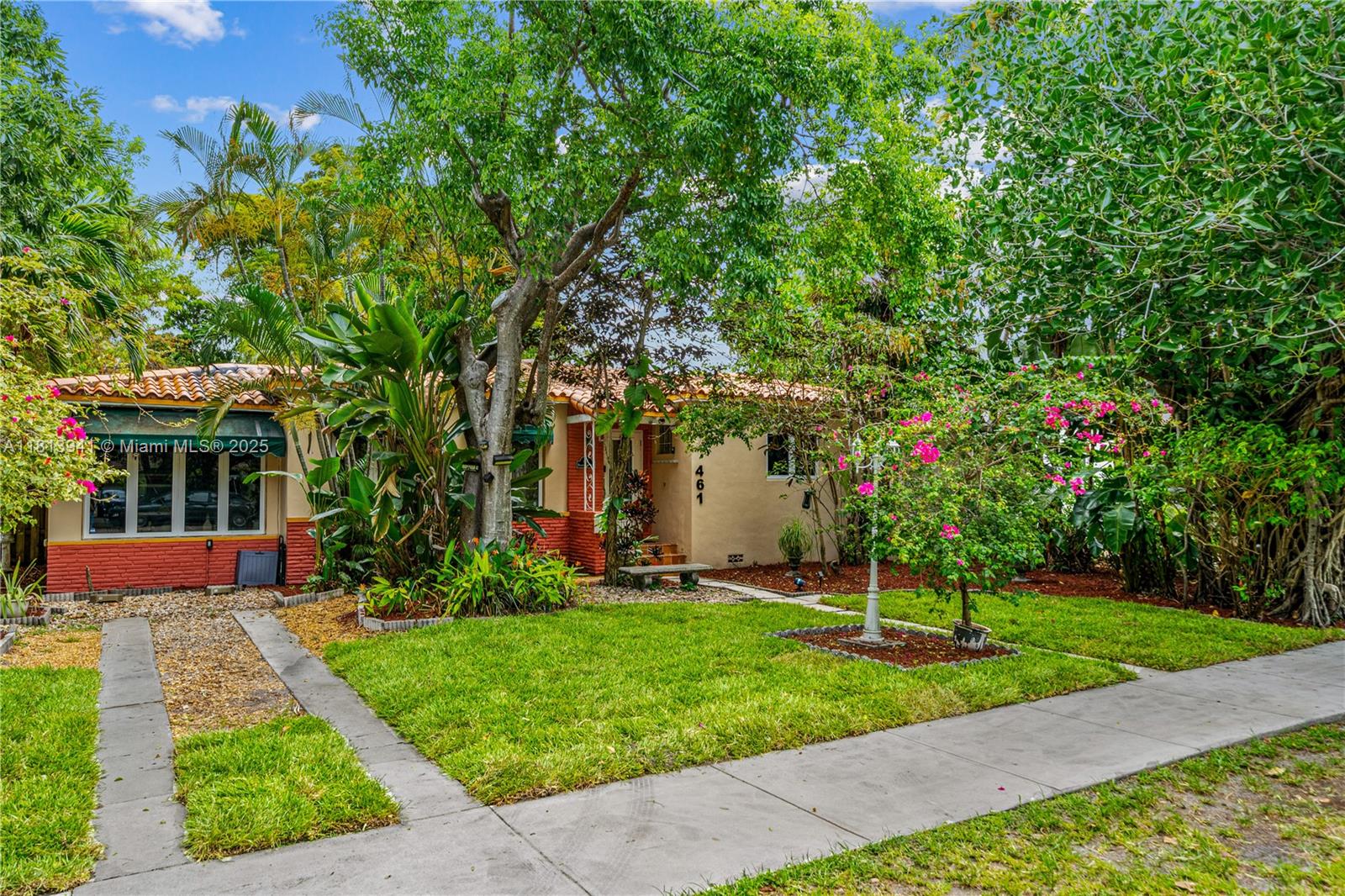 461 Morningside Dr