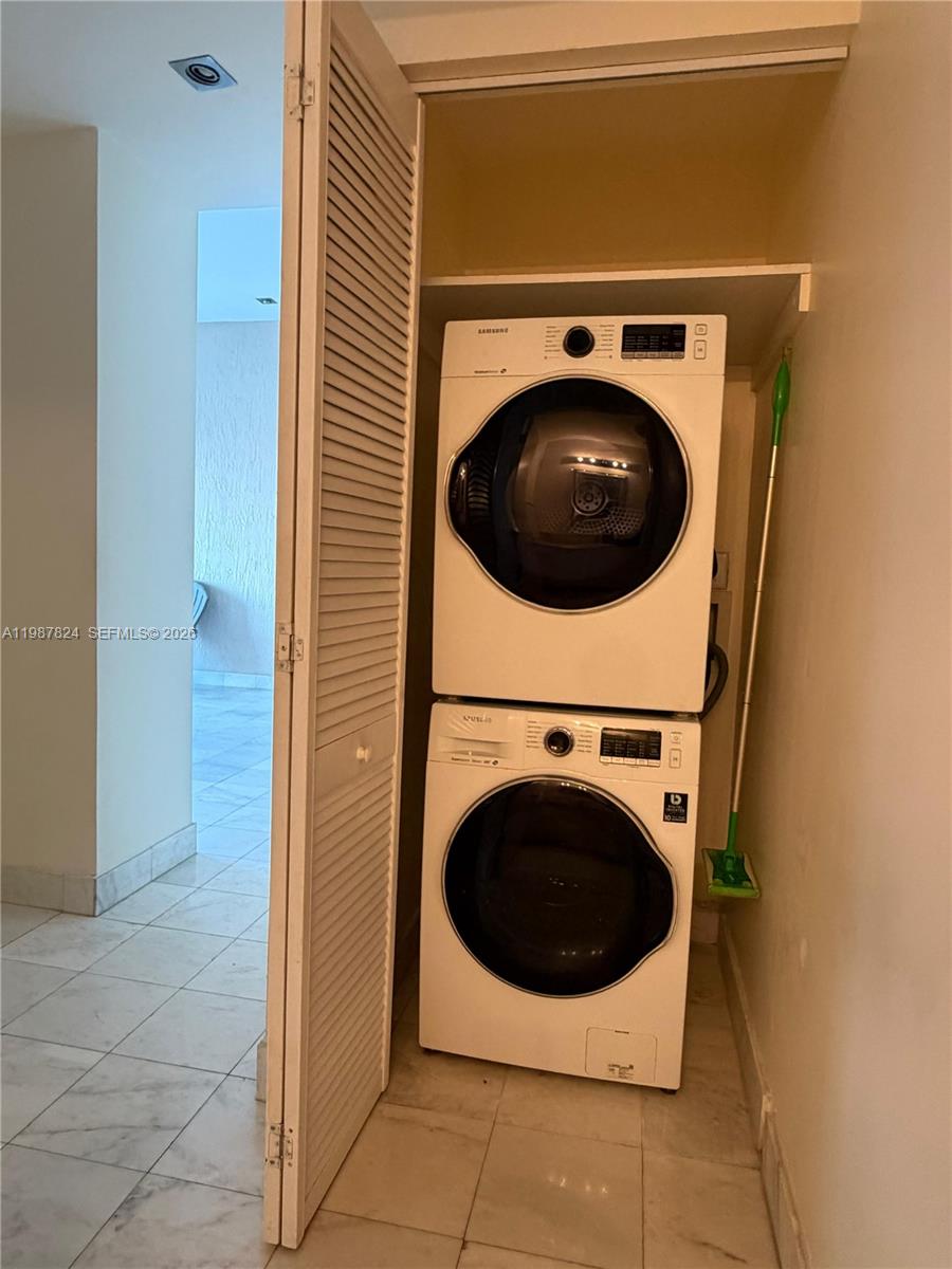 TWO MIDTOWN MIAMI CONDO - Residential