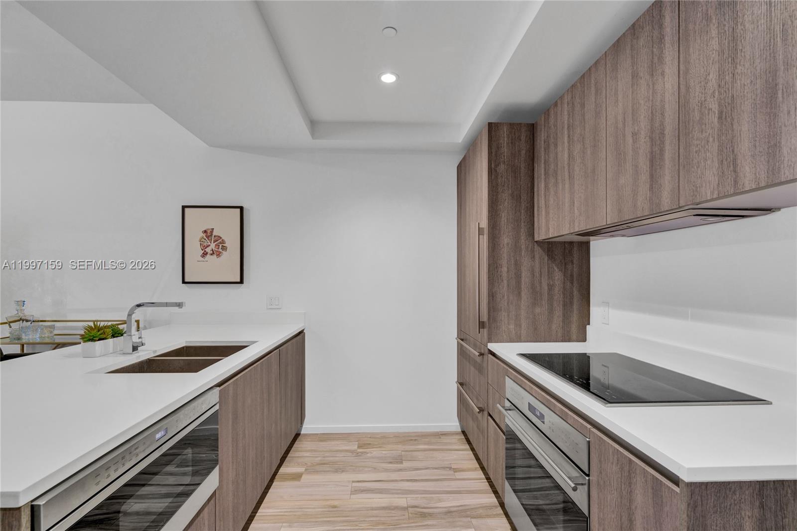 801 SMA RESIDENCES CONDO - Residential Lease