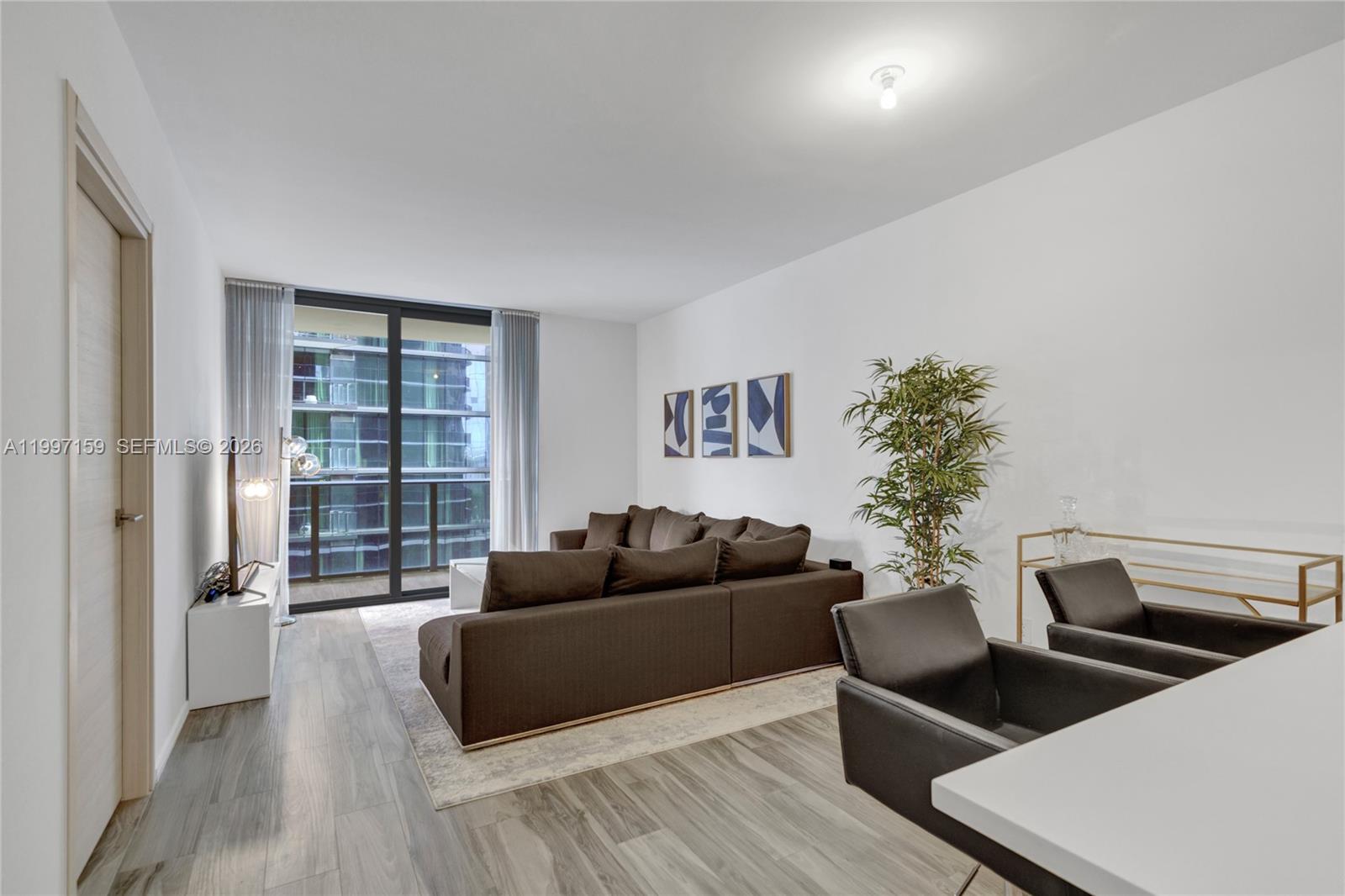 801 SMA RESIDENCES CONDO - Residential Lease