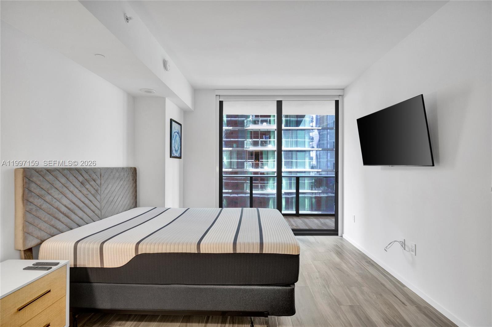 801 SMA RESIDENCES CONDO - Residential Lease