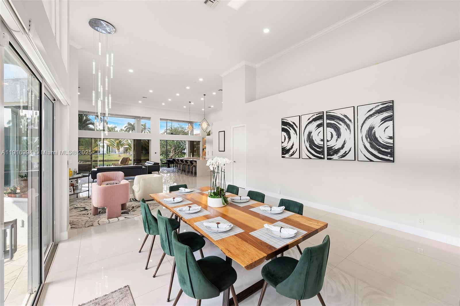 SEASONS - Residential