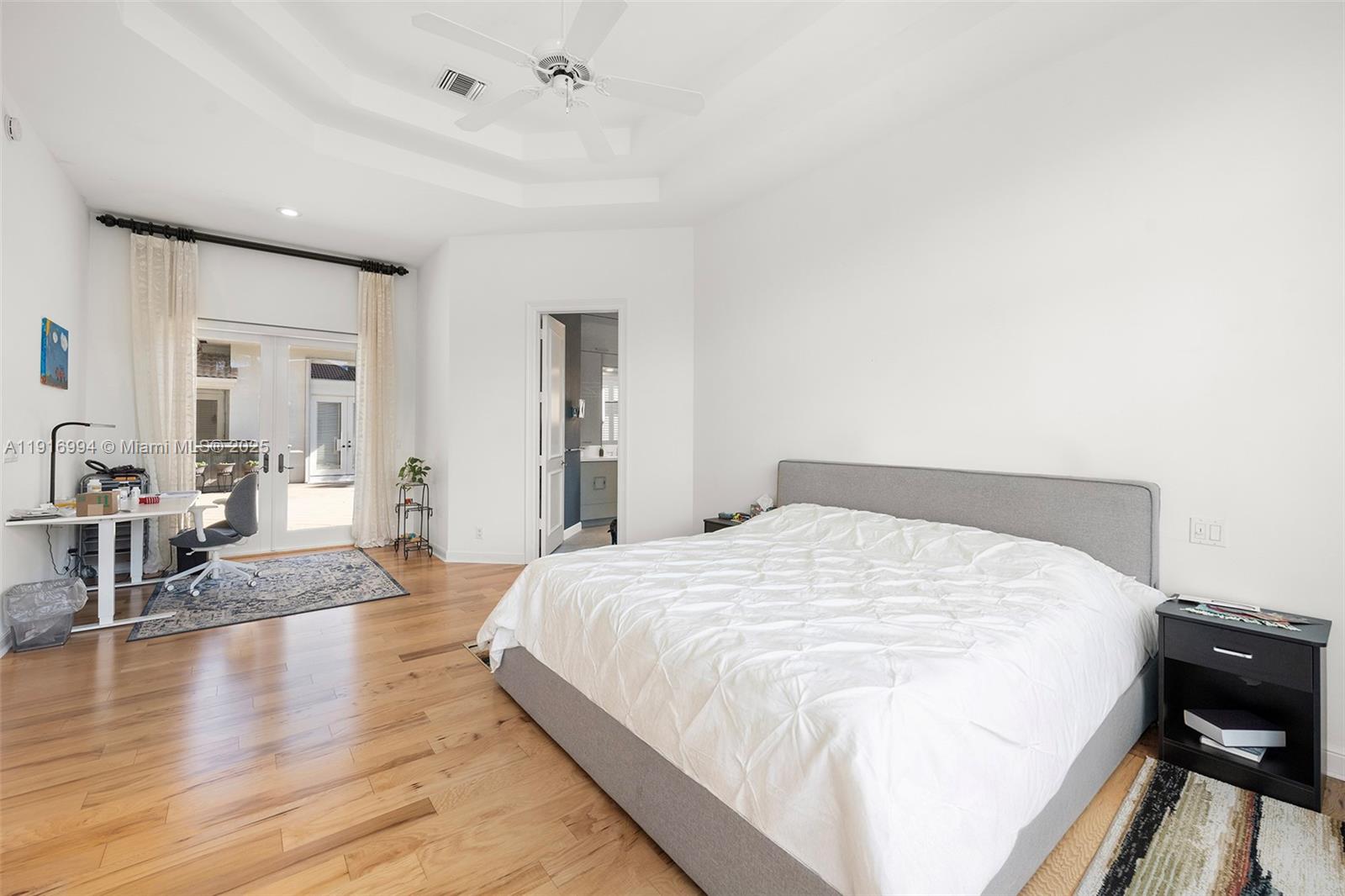 SEASONS - Residential