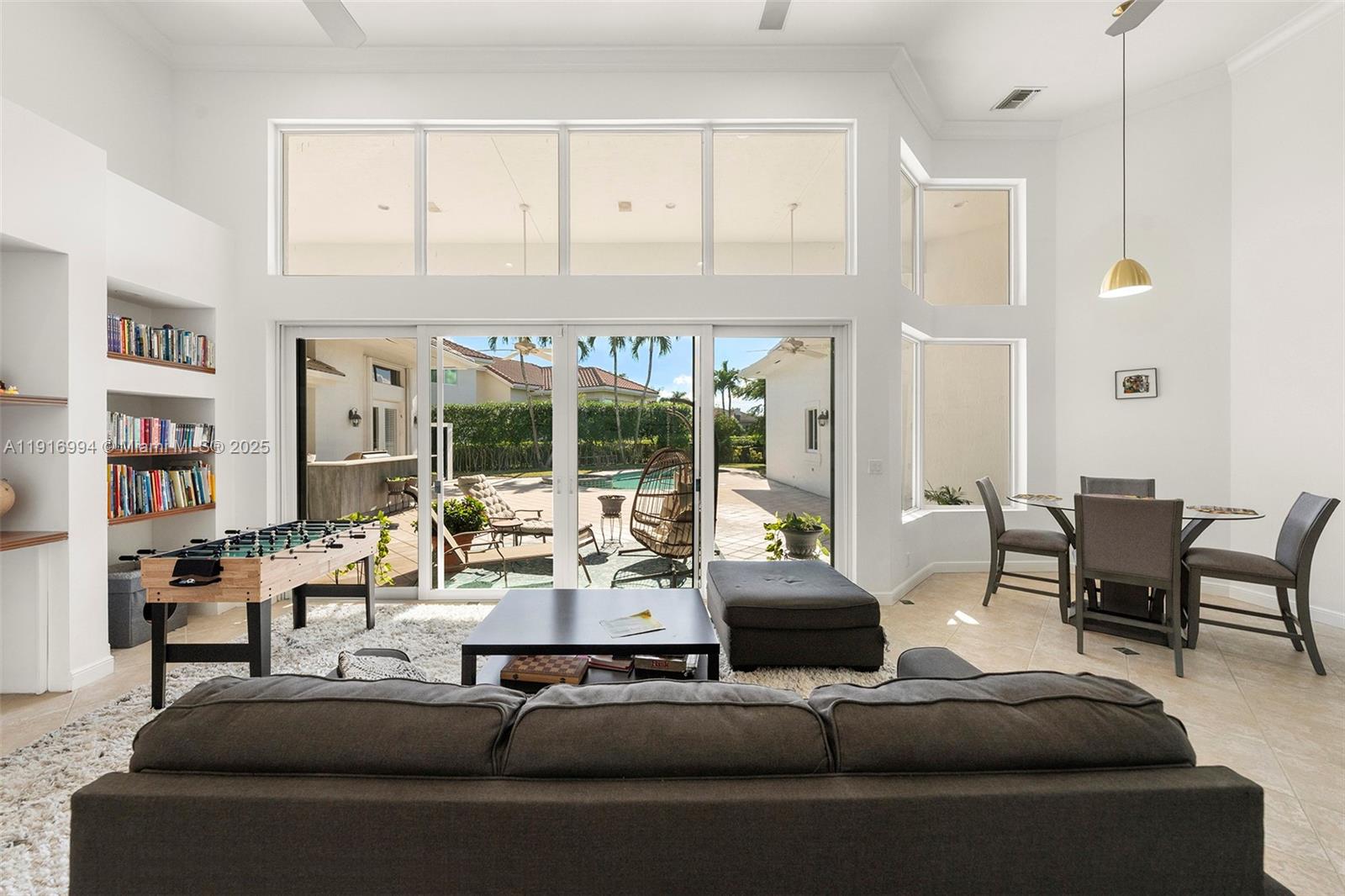 SEASONS - Residential