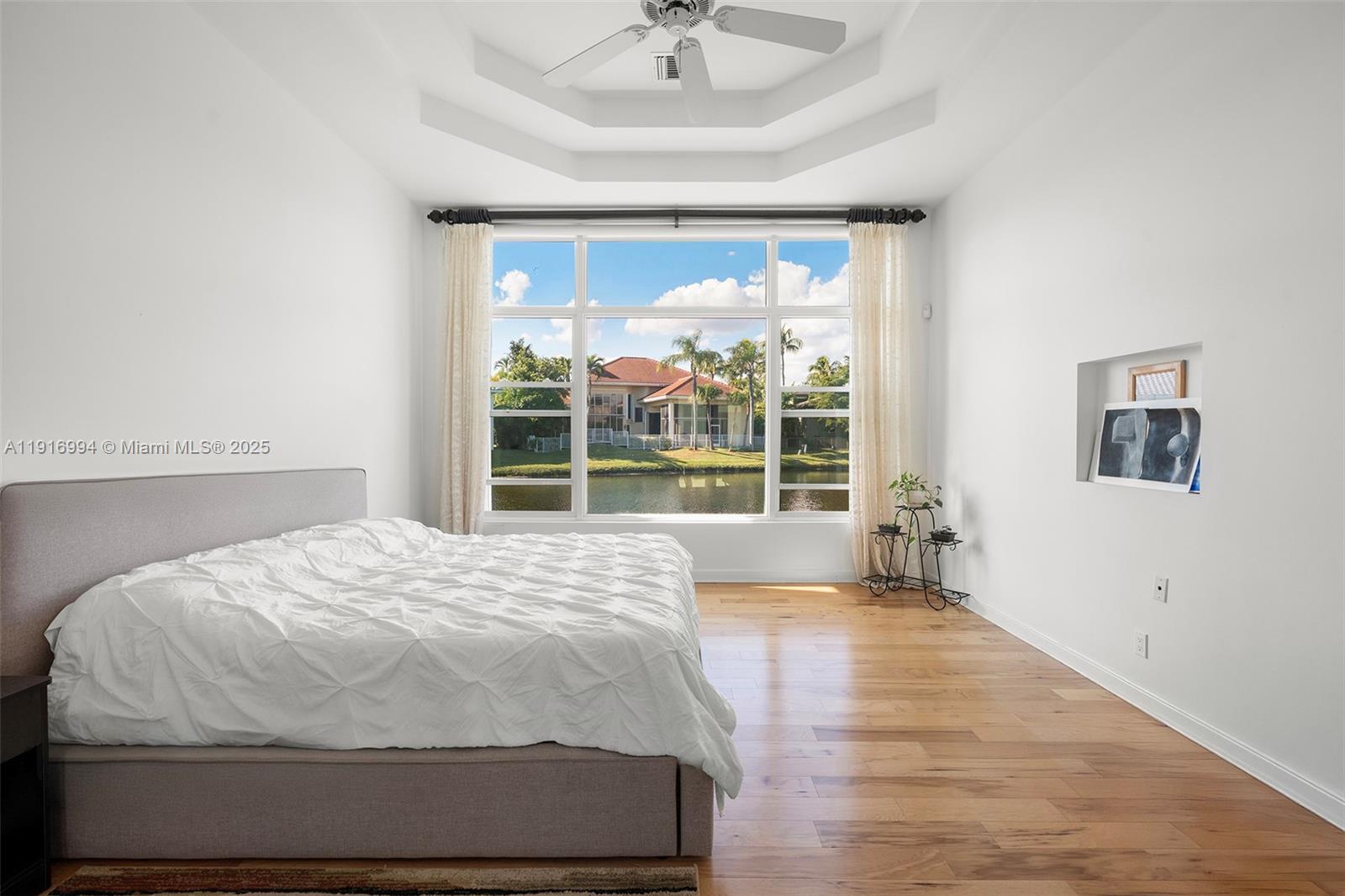 SEASONS - Residential