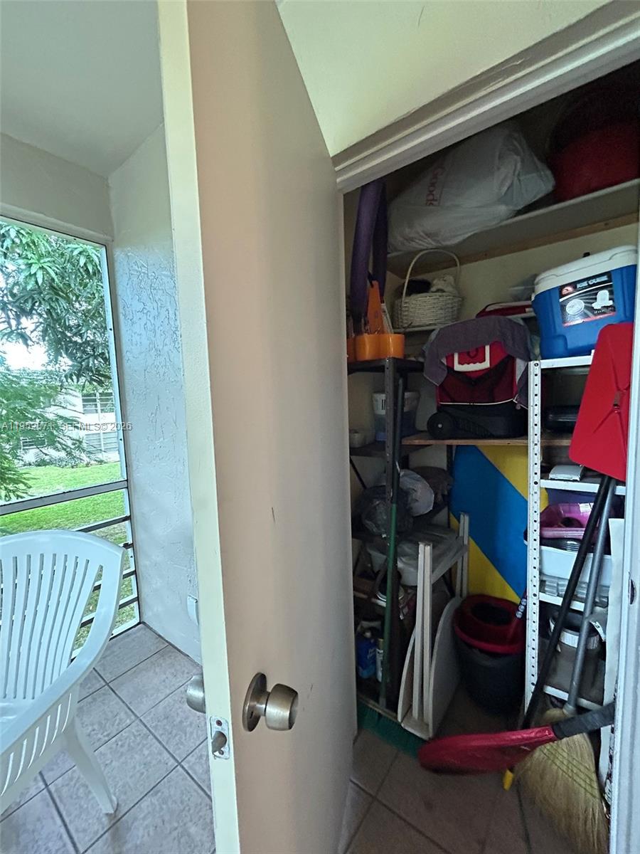 MEADOWS CONDO - Residential