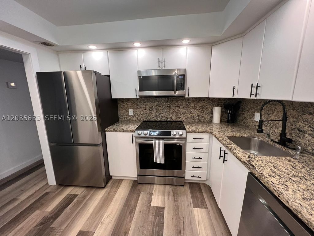 Photo of 3800 S Ocean Dr #1808, Hollywood, FL 33019 (MLS # A12035635)