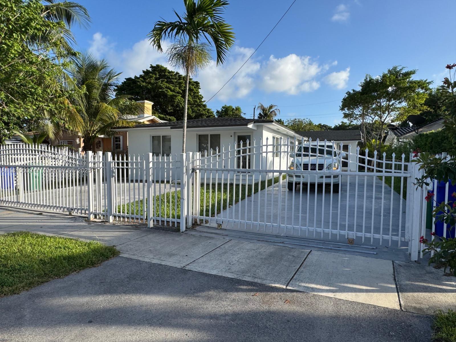 Rental Property at 1930 Nw 18th St 1930, Miami, Broward County, Florida - Bedrooms: 2 
Bathrooms: 1  - $2,600 MO.