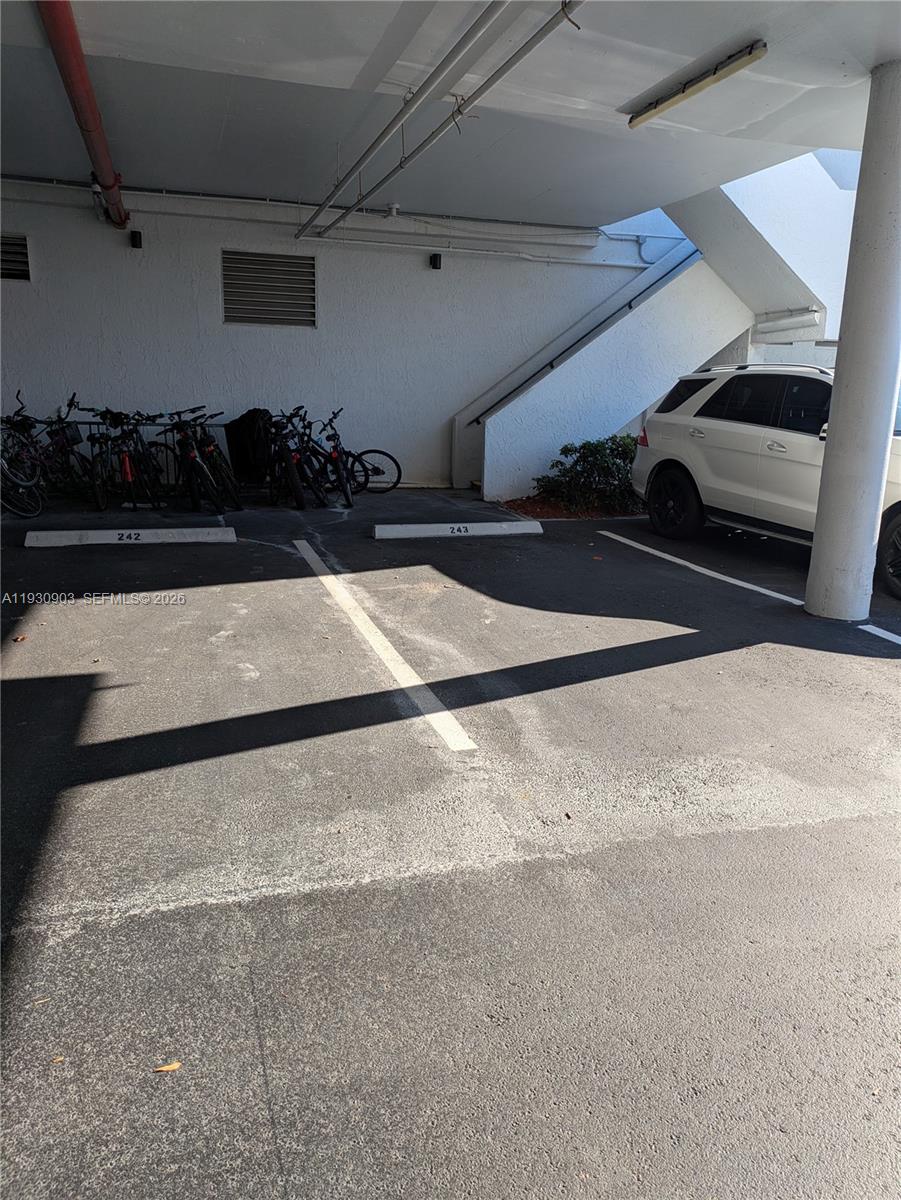 ANCHOR BAY CLUB CONDO - Residential