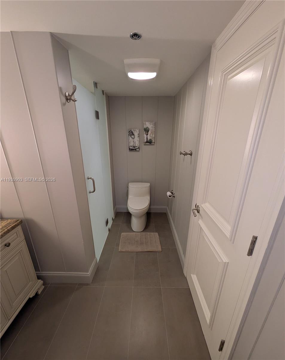 ANCHOR BAY CLUB CONDO - Residential