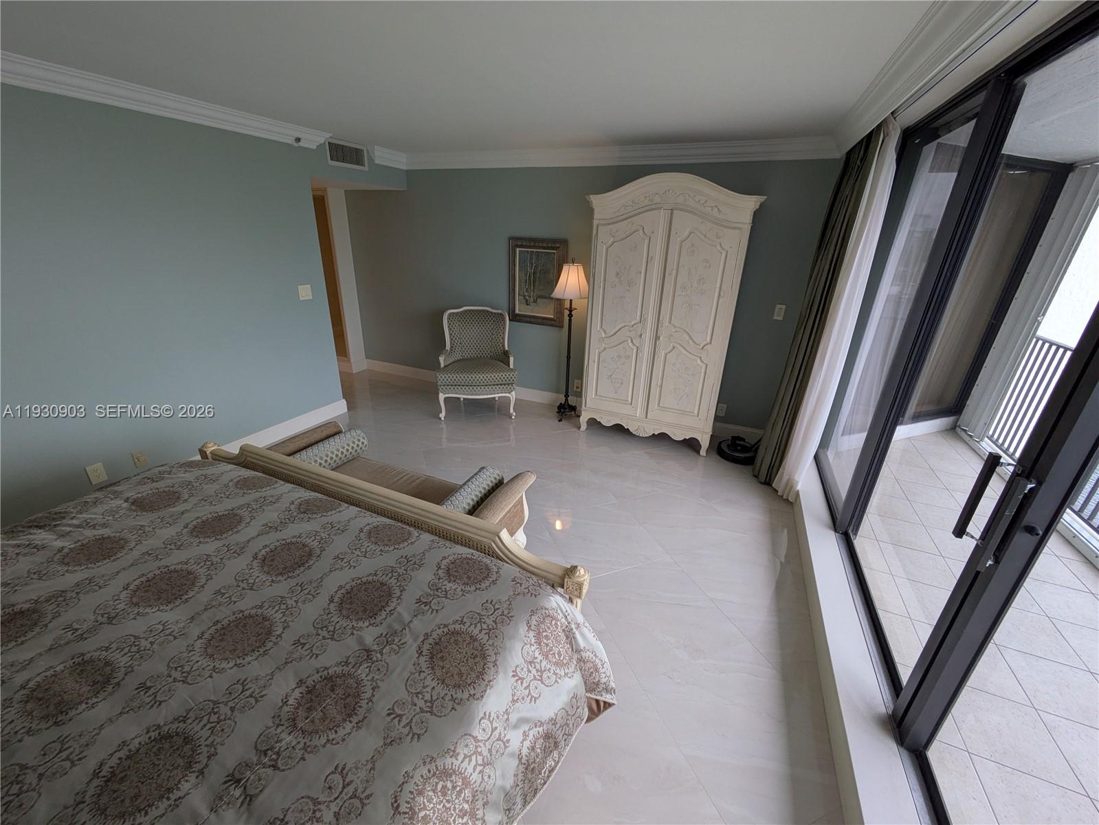 ANCHOR BAY CLUB CONDO - Residential