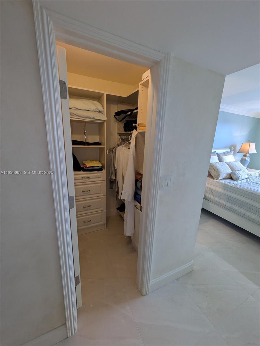 ANCHOR BAY CLUB CONDO - Residential