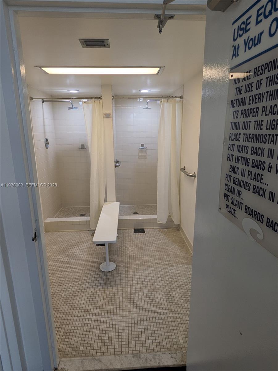 ANCHOR BAY CLUB CONDO - Residential