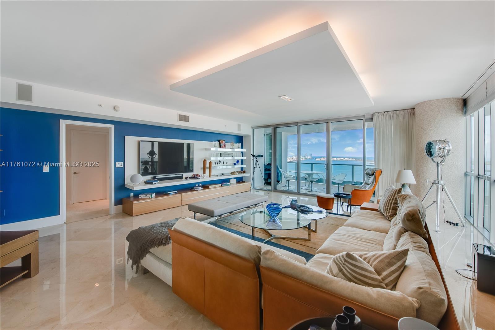 JADE RESIDENCES AT BRICKE - Residential