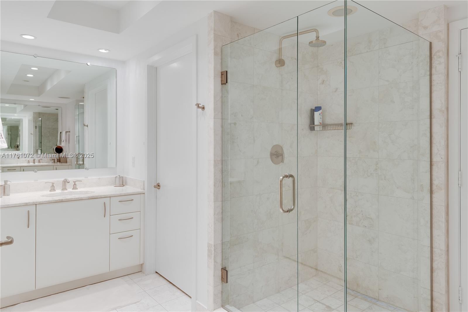 JADE RESIDENCES AT BRICKE - Residential