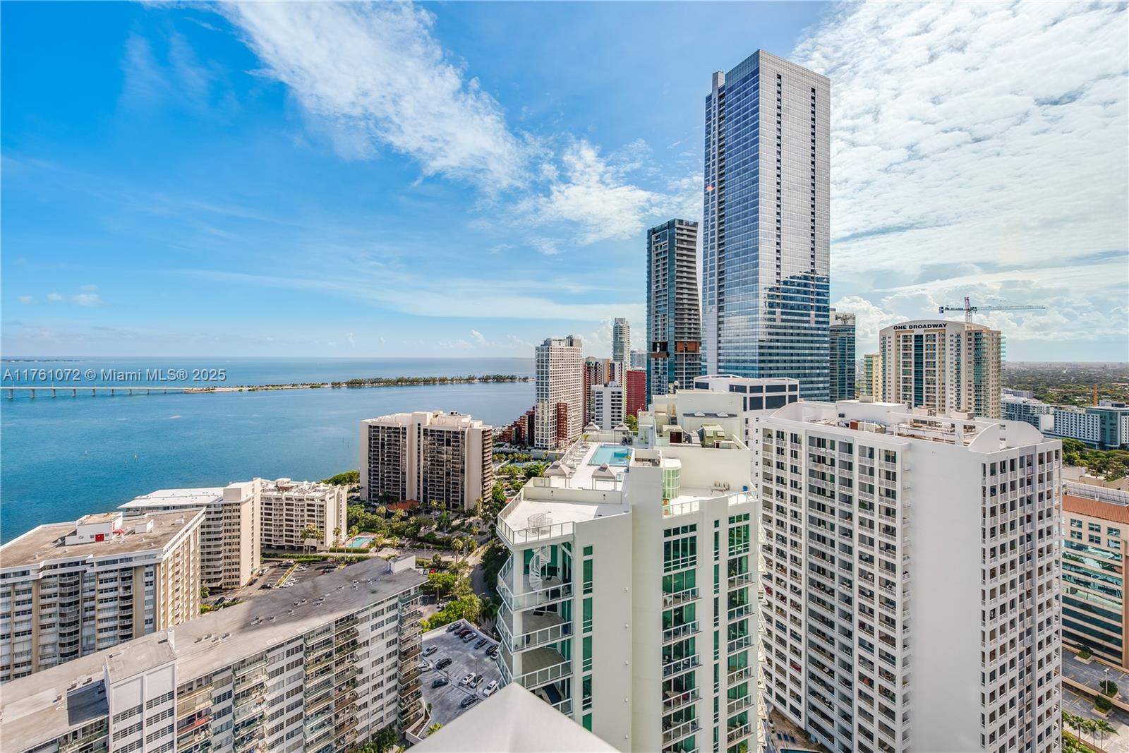 JADE RESIDENCES AT BRICKE - Residential