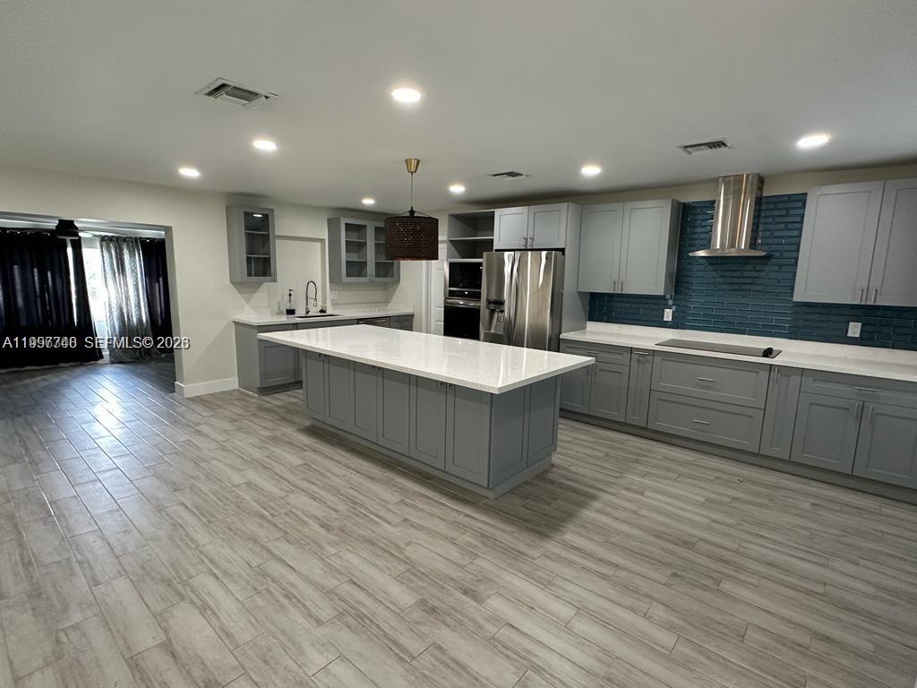 KIMBERLY VILLAGE SEC ONE - Residential Lease