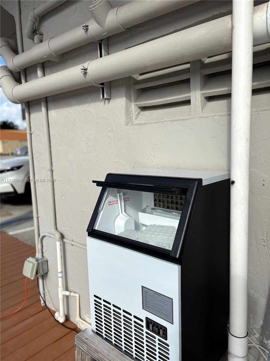 DORSET HOUSE CONDO - Residential