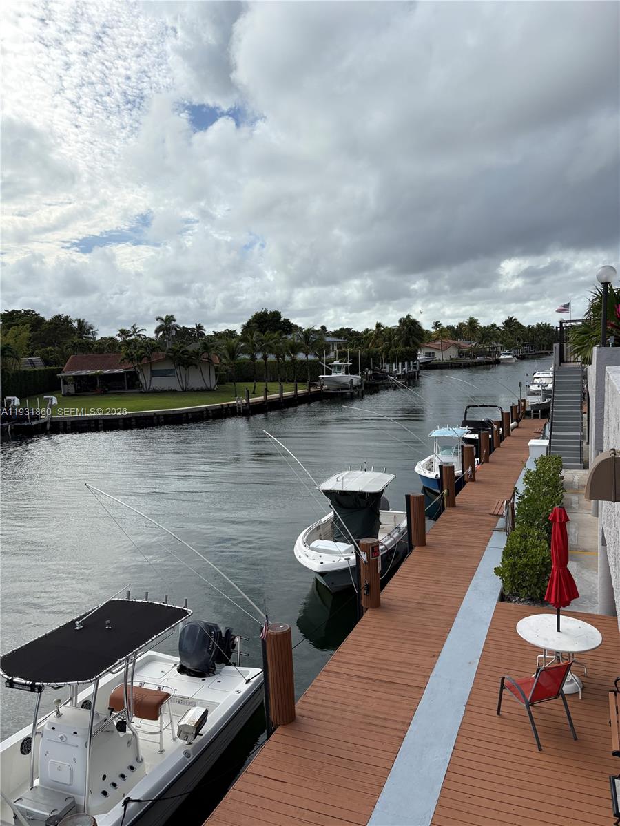 DORSET HOUSE CONDO - Residential