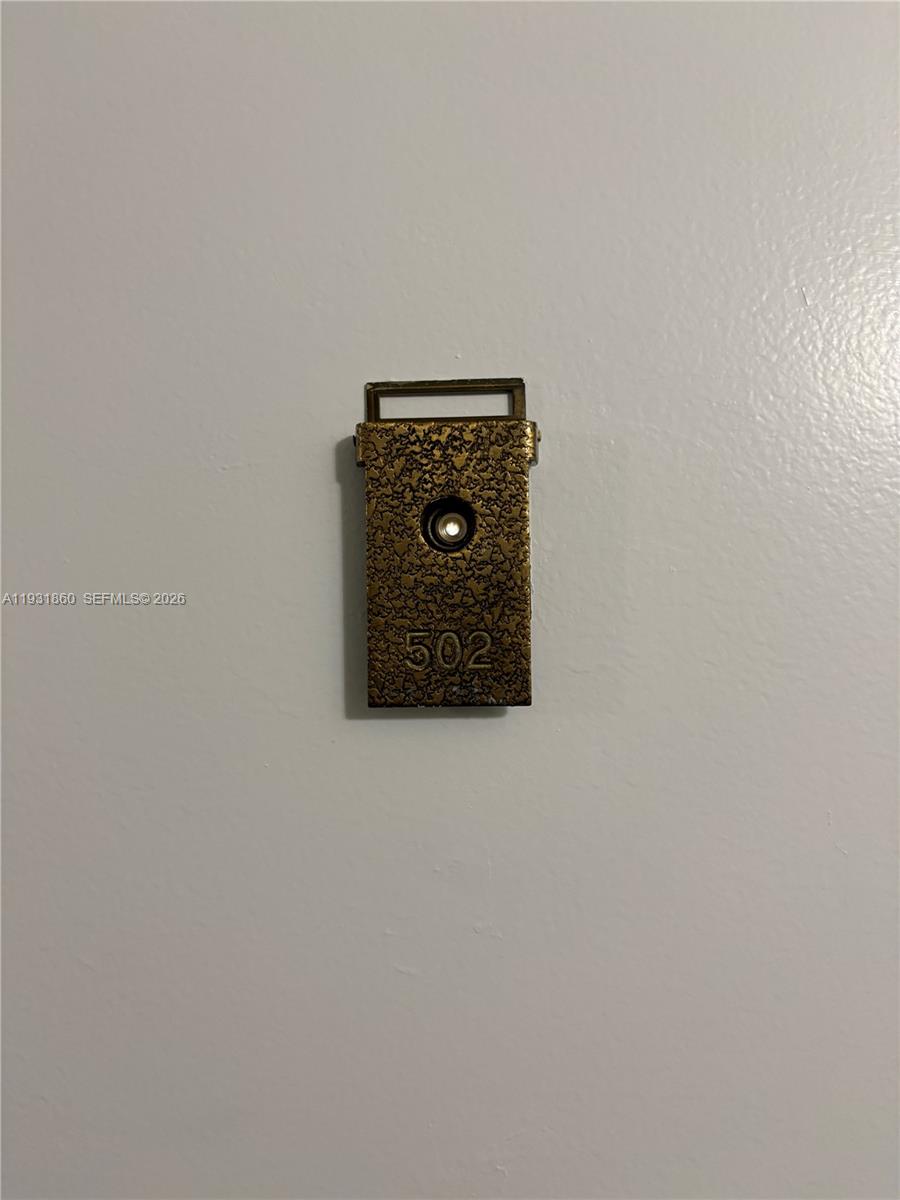 DORSET HOUSE CONDO - Residential