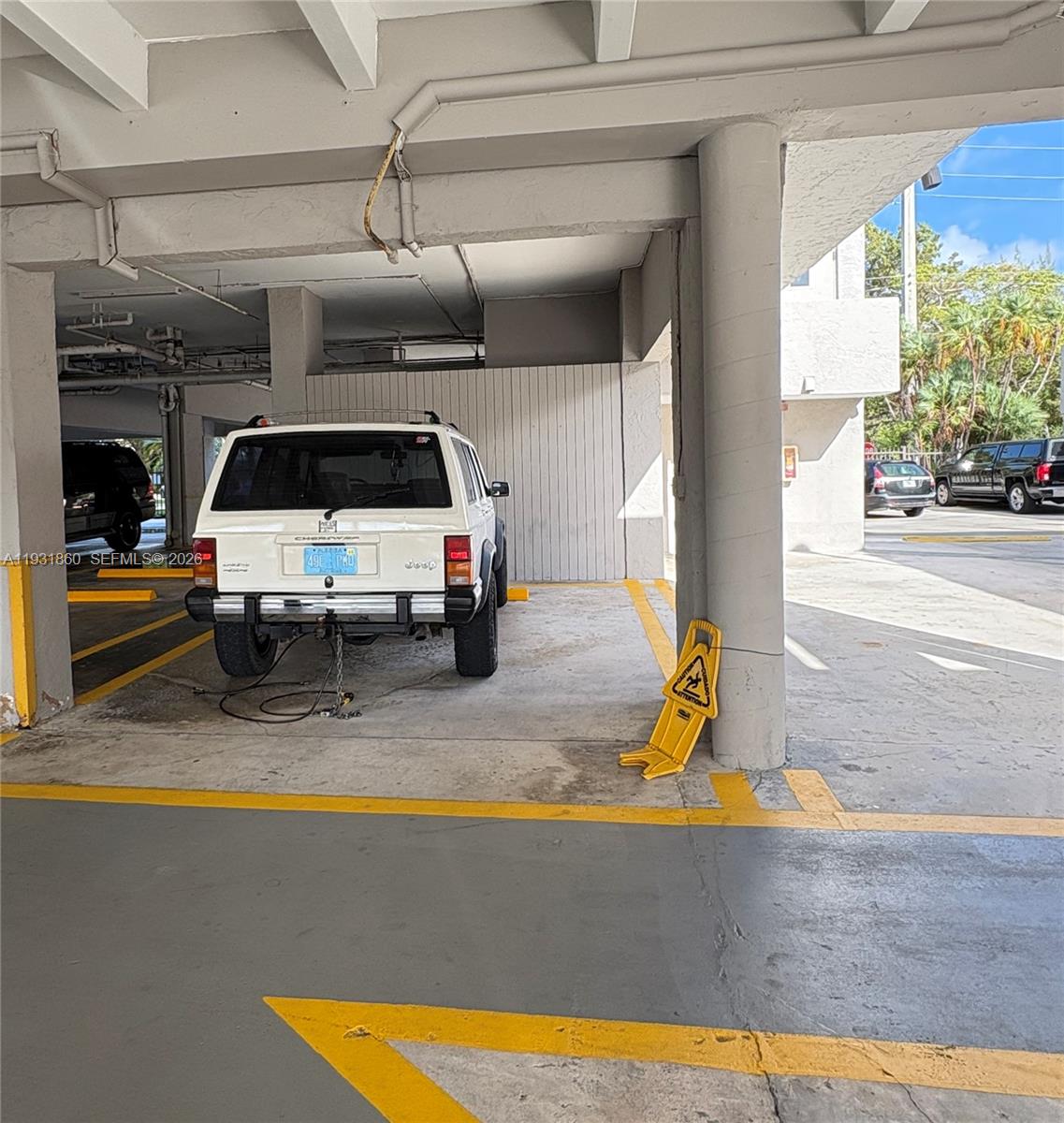 DORSET HOUSE CONDO - Residential