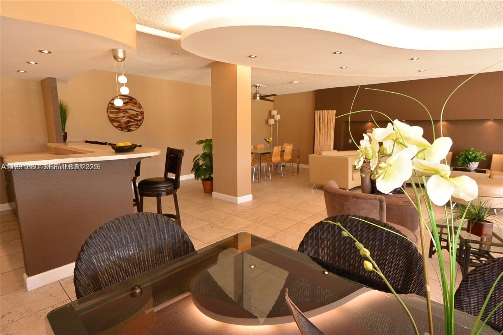 DORSET HOUSE CONDO - Residential