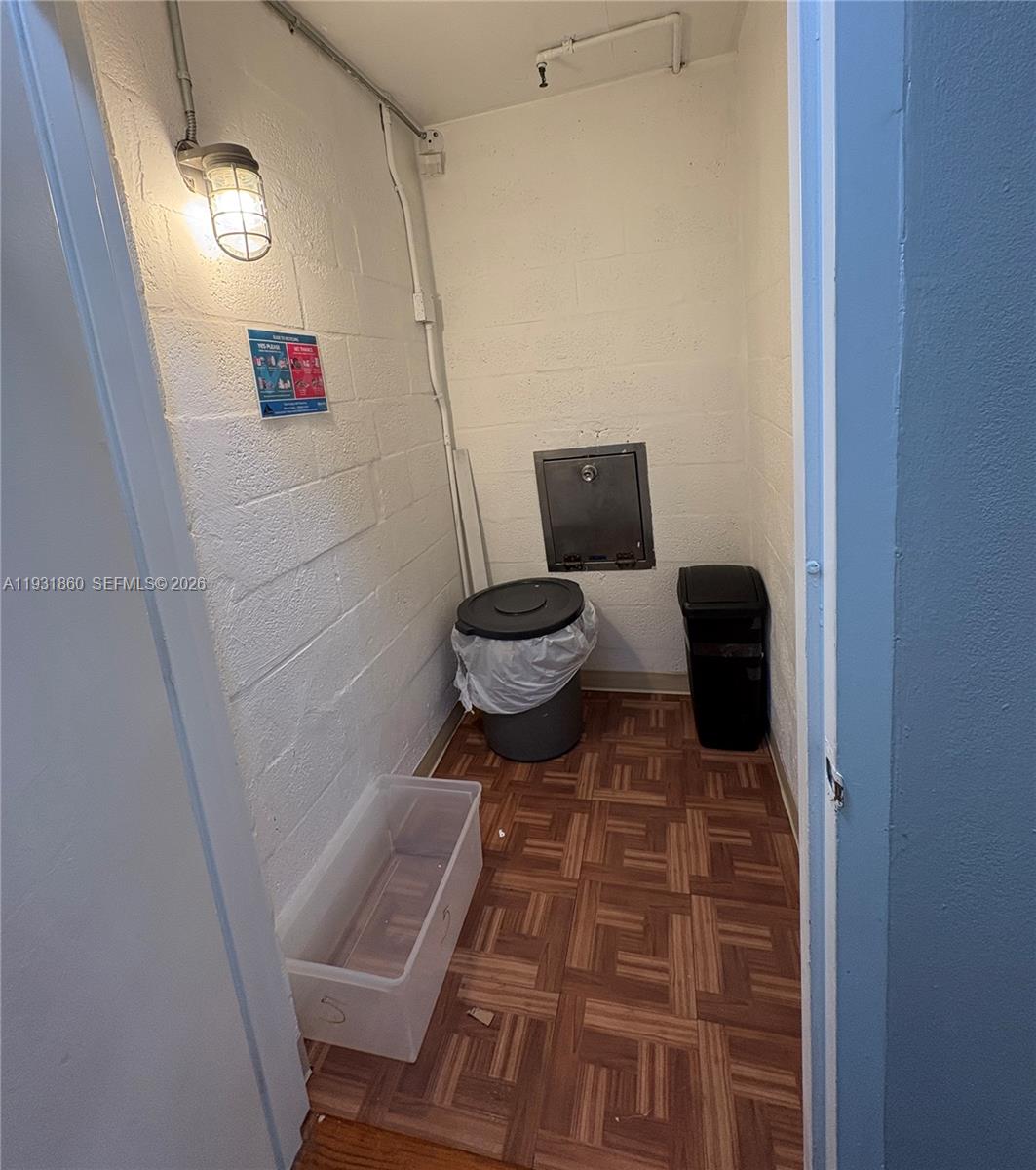 DORSET HOUSE CONDO - Residential