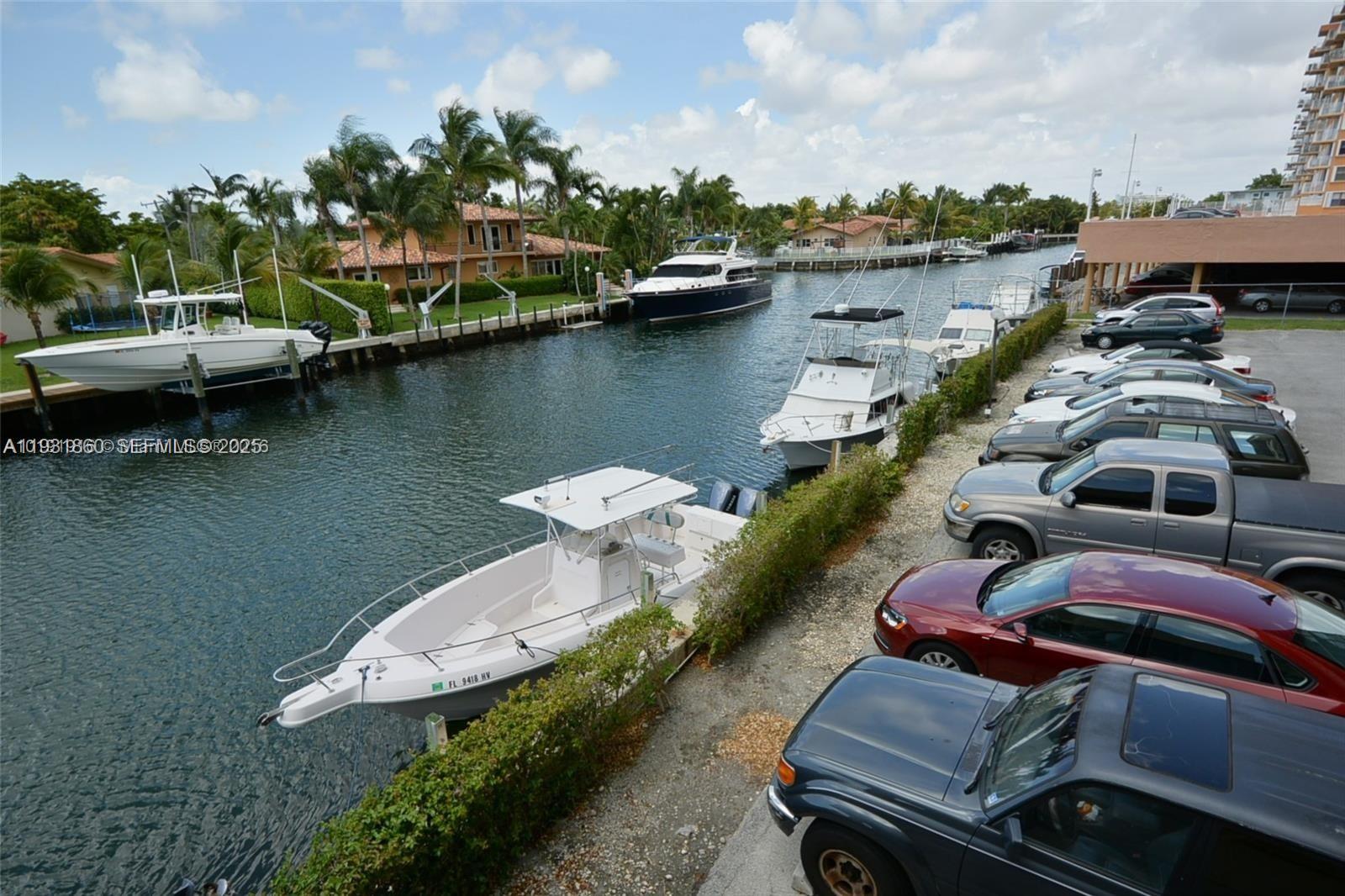 DORSET HOUSE CONDO - Residential