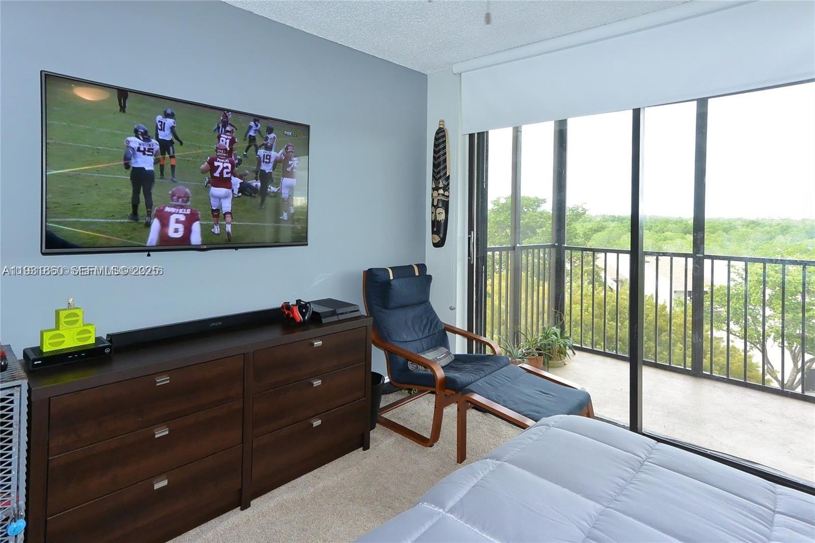 DORSET HOUSE CONDO - Residential