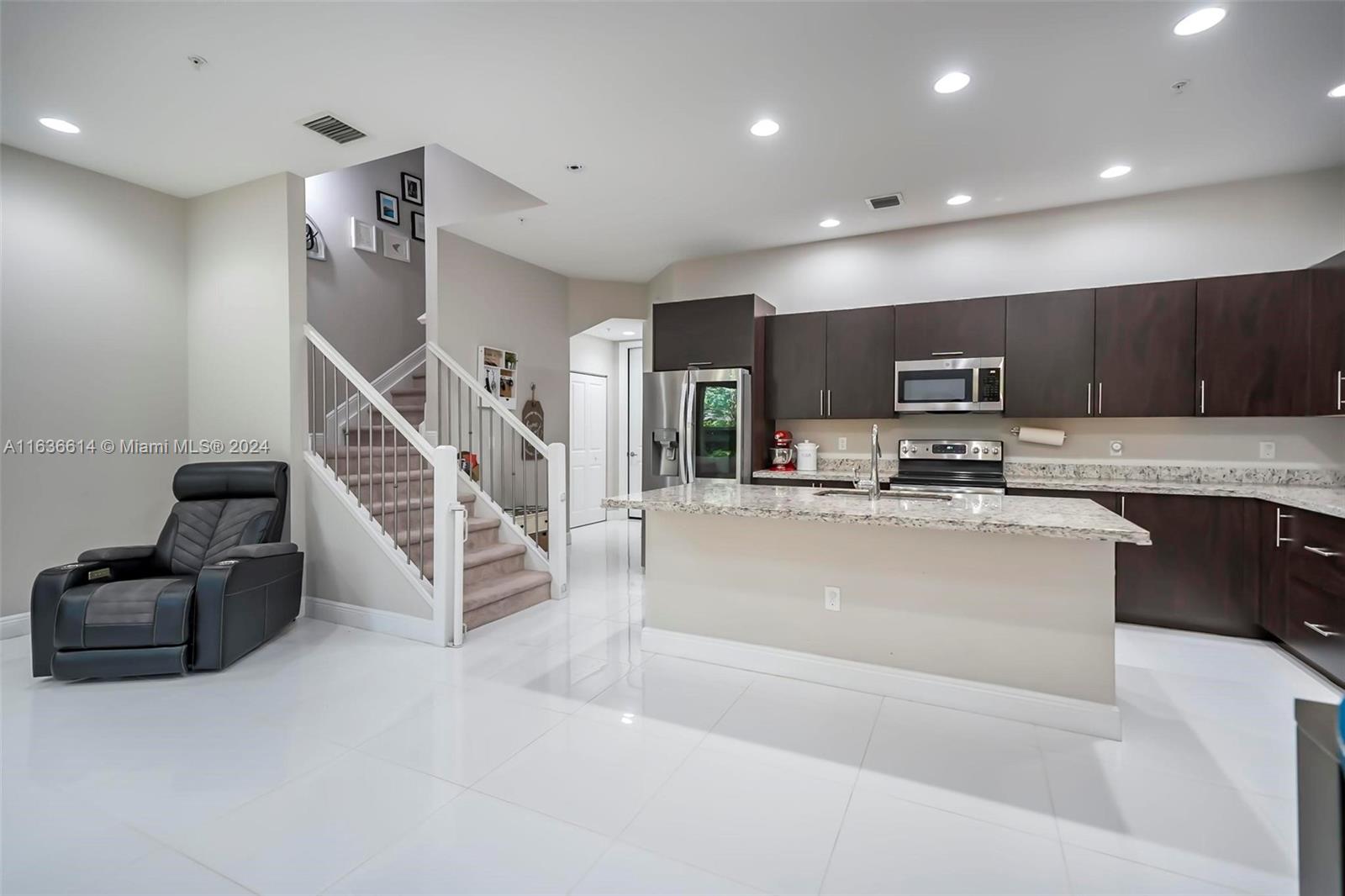 PEMBROKE FALLS-PHASE 1 - Residential