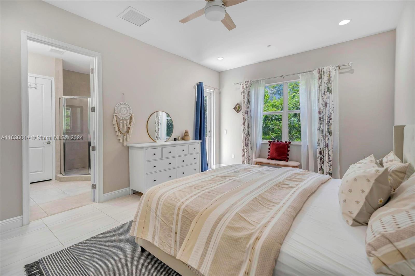 PEMBROKE FALLS-PHASE 1 - Residential