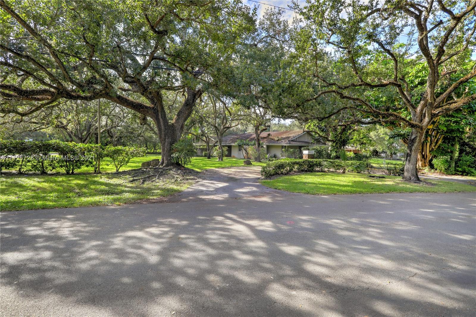 SNAPPER CREEK LAKES SUB 1 - Residential