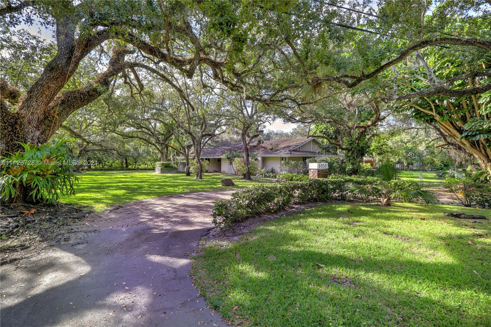 SNAPPER CREEK LAKES SUB 1 - Residential