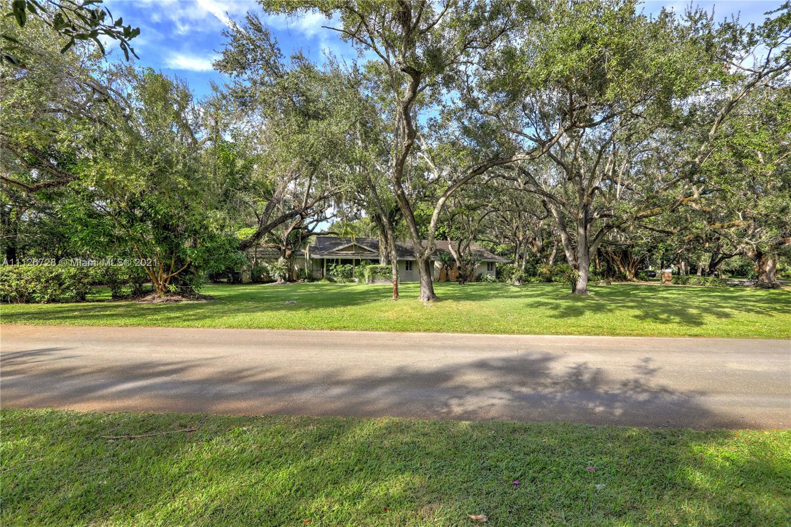 SNAPPER CREEK LAKES SUB 1 - Residential